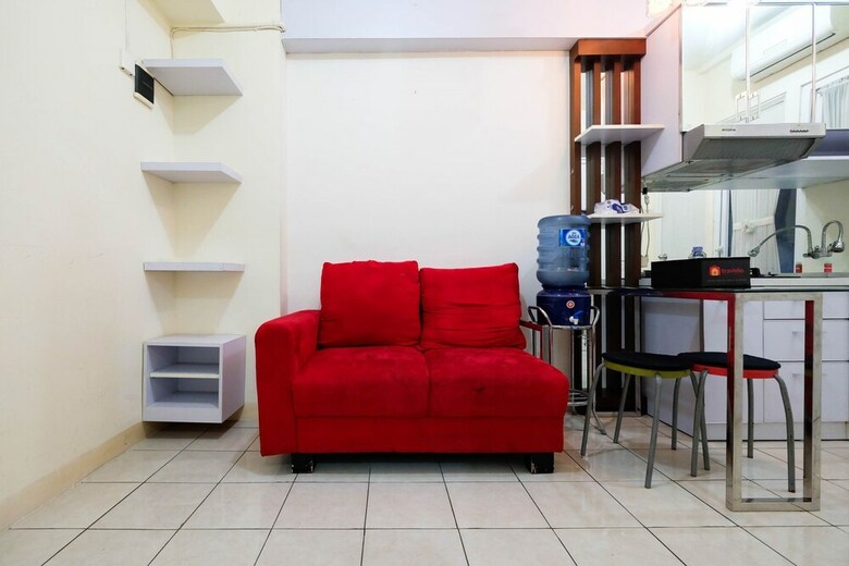 Elegant 2br Green Pramuka Apartment