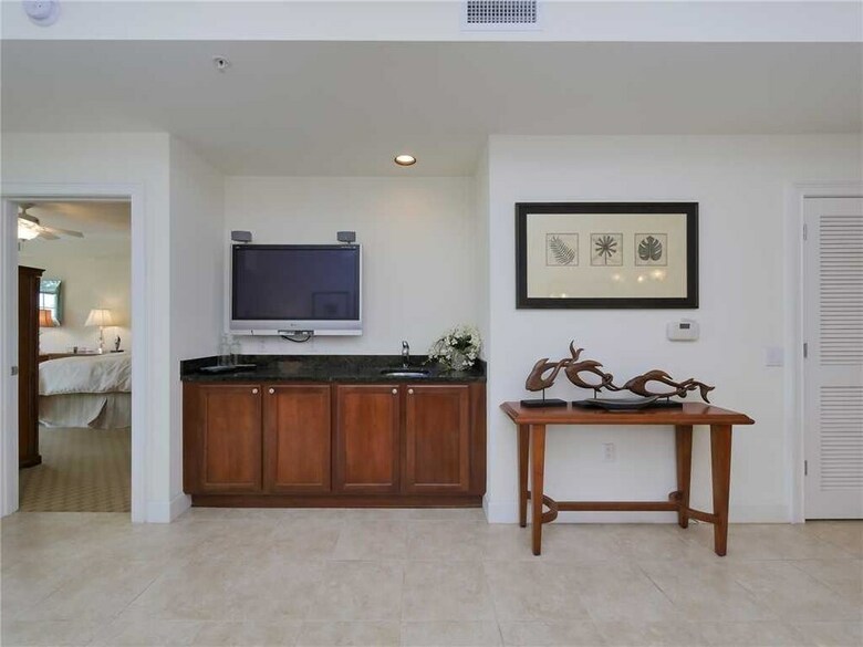 Yacht Harbor 367 - Two Bedroom Condo