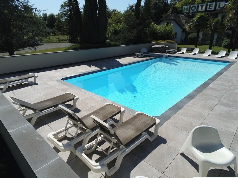 Hotel La Chaumi�re Du Bois