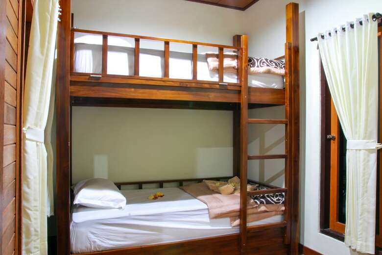 Hostal Medal Jaya Hostel & Room