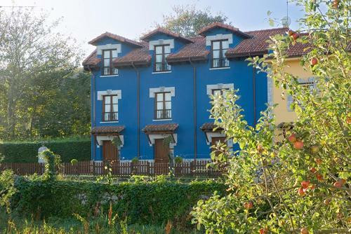 Apartamentos Rurales La Canalina