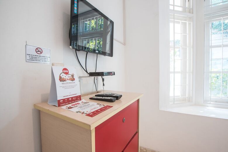 Hostal Oyo 332 Residence G17