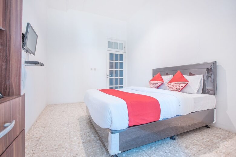 Hostal Oyo 332 Residence G17