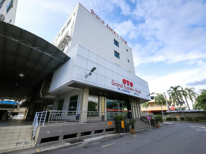 Oyo 371 Grand Eastern Hotel