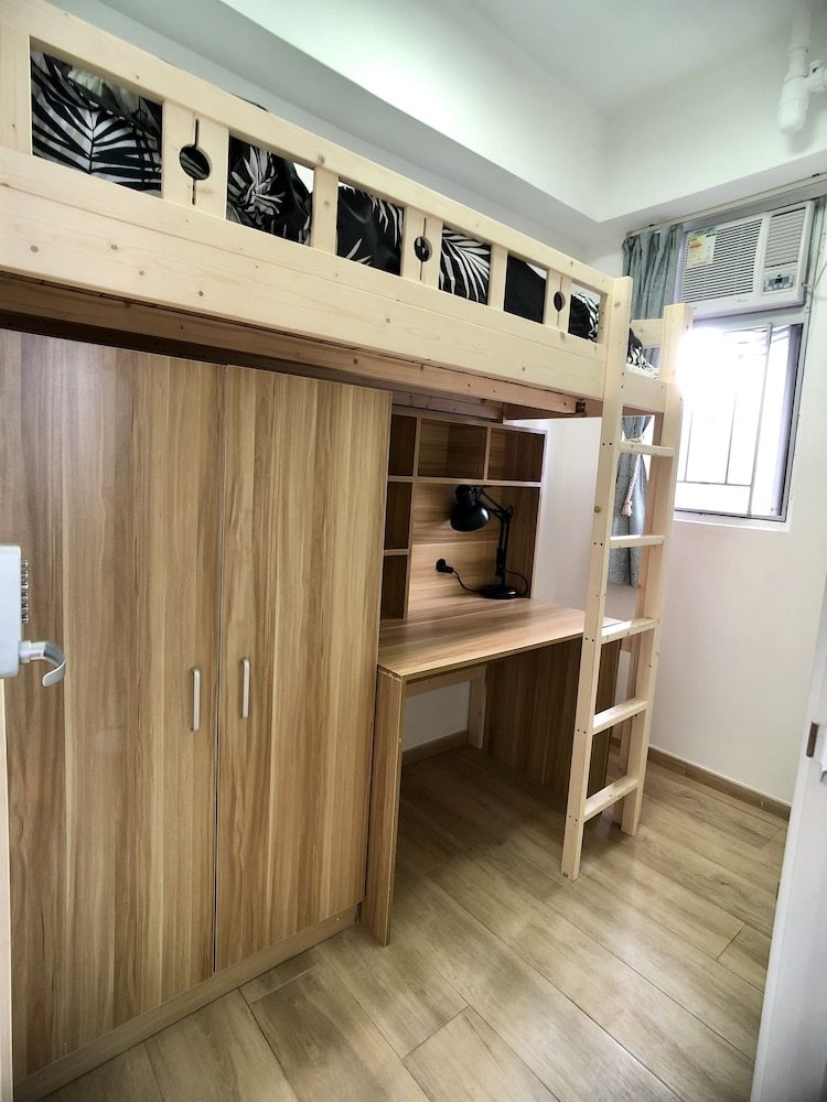 Sunny?s Four Bedrooms Sea View Lock Hart Apartment