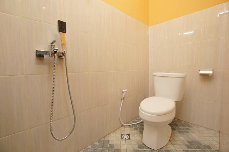 Hostal Oyo 347 Bayang Brothers Guest House