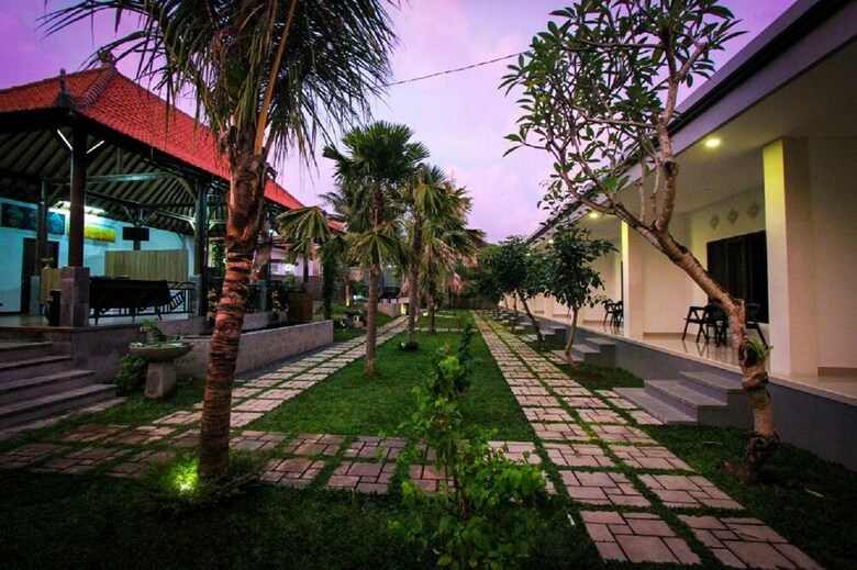 Bed & Breakfast Adil Villa And Resort
