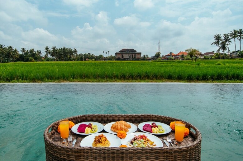 Bed & Breakfast Adil Villa And Resort