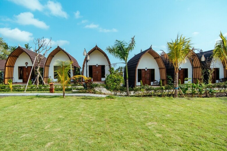 Bed & Breakfast Adil Villa And Resort