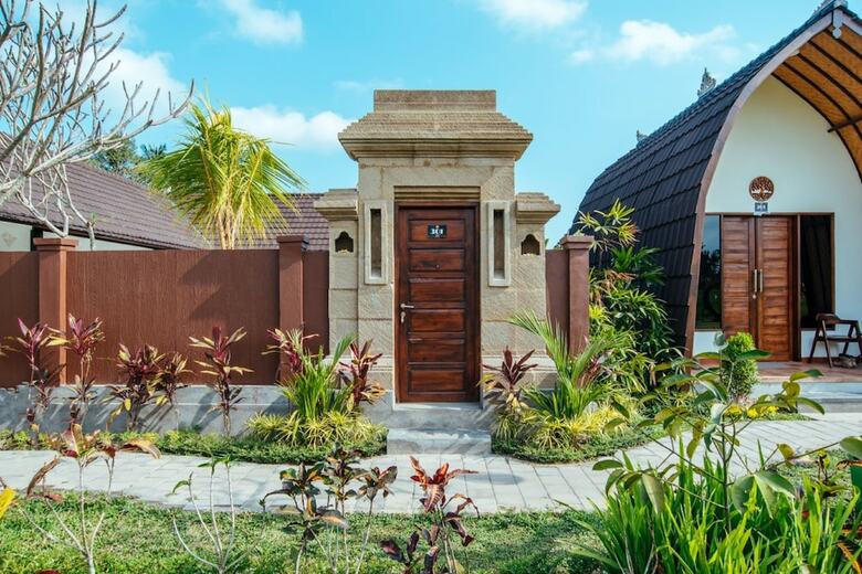 Bed & Breakfast Adil Villa And Resort