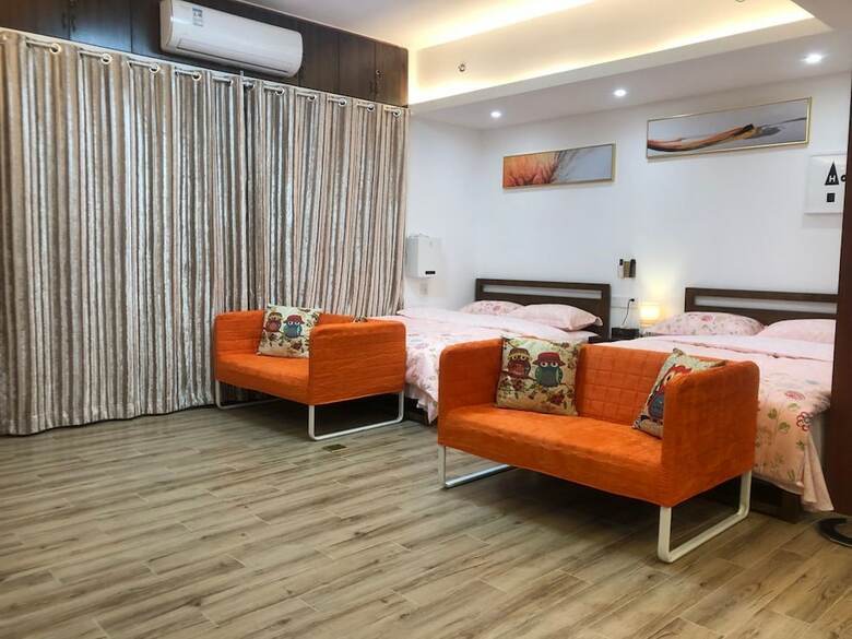 Nanjing Weibao Home Apartment