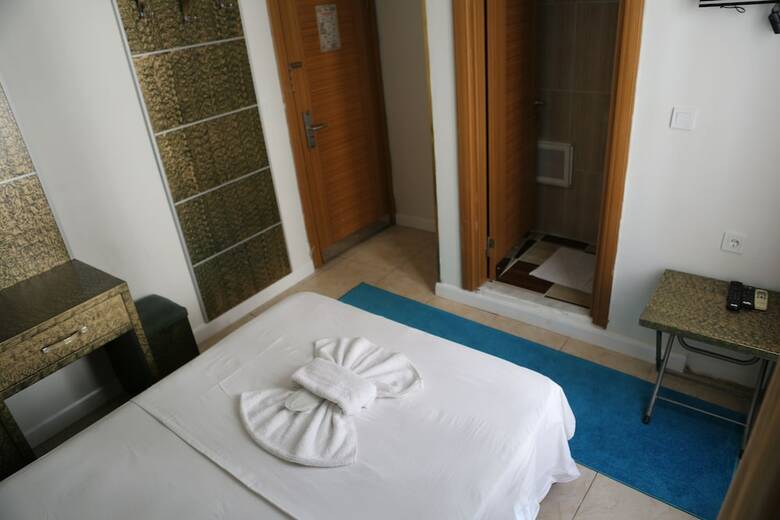 Grand Lara Hotel