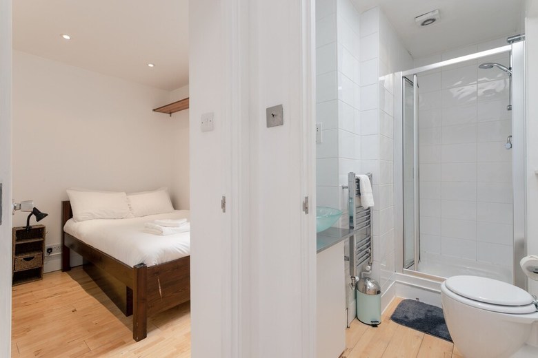Lovely 2 Bedroom Apartment In Saint John's Hill
