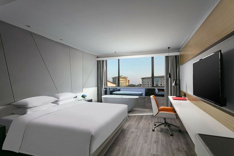 Hotel Ramada By Wyndham Yangzhou Slender West Lake