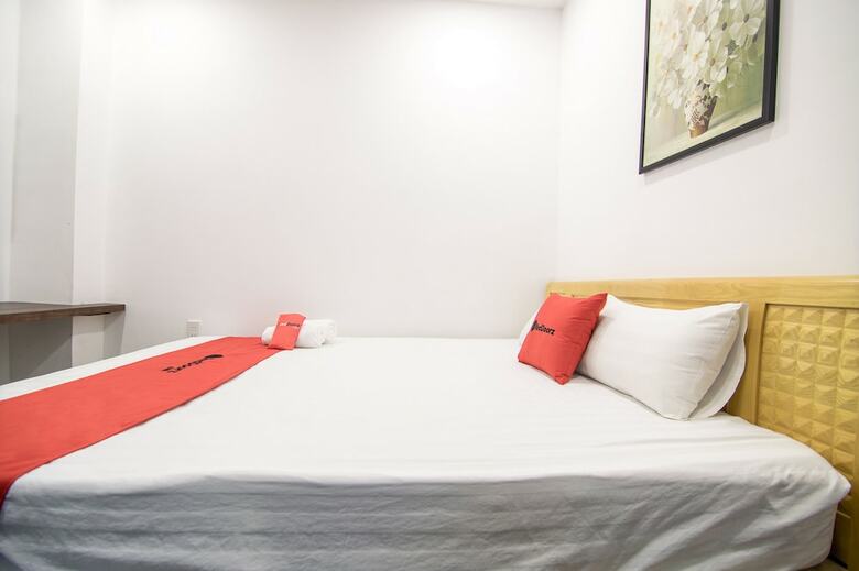 Hotel Reddoorz Plus Near Hoang Van Thu Park 2