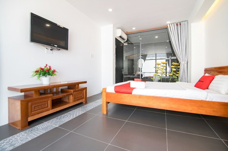 Hotel Reddoorz Plus Near Hoang Van Thu Park 2