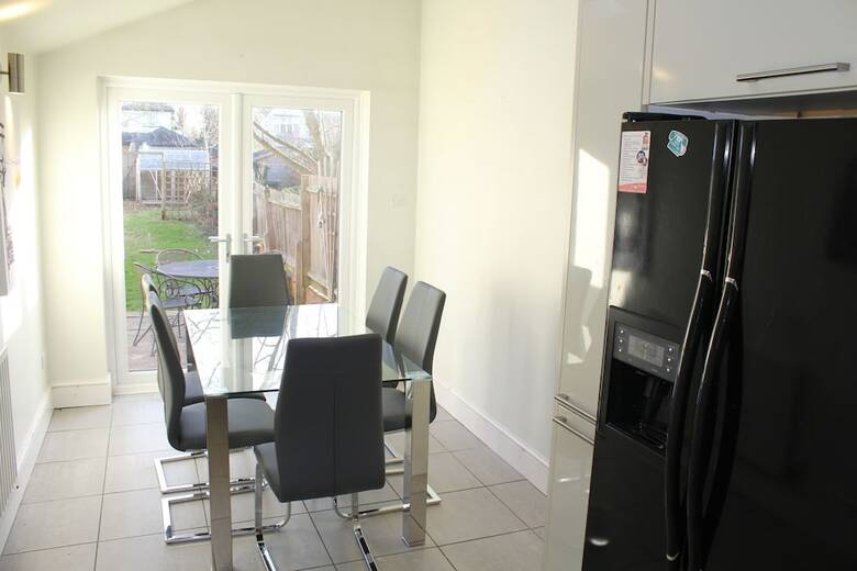 Knighton Villa By Jensenlet Sa