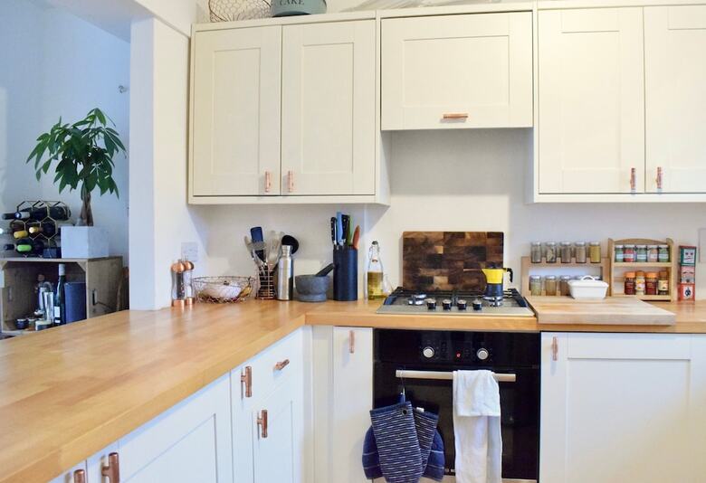 Apartamentos 2 Bedroom Flat With Balcony In Homerton