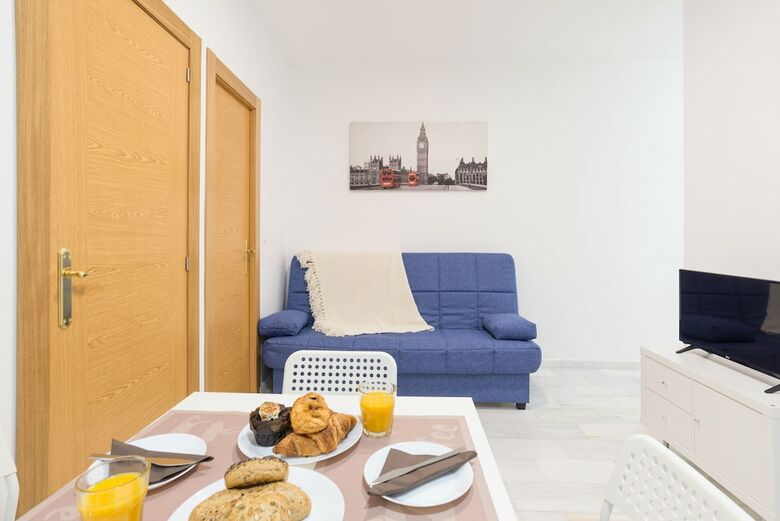 Hostal Ol� Hostels Malaga Zambrano