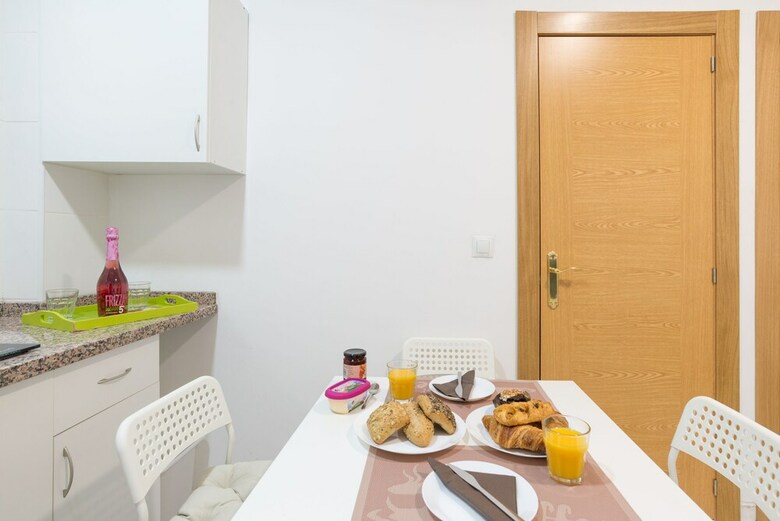 Hostal Ol� Hostels Malaga Zambrano