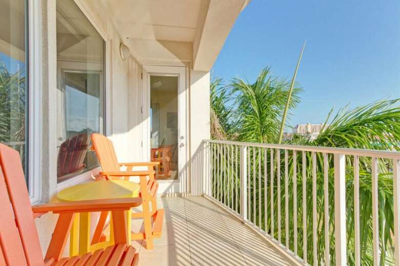 Las Marinas Condominium 301with Boat Slip