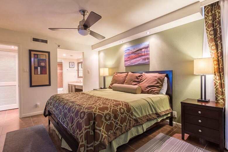 Saida Royale Condominium 9115