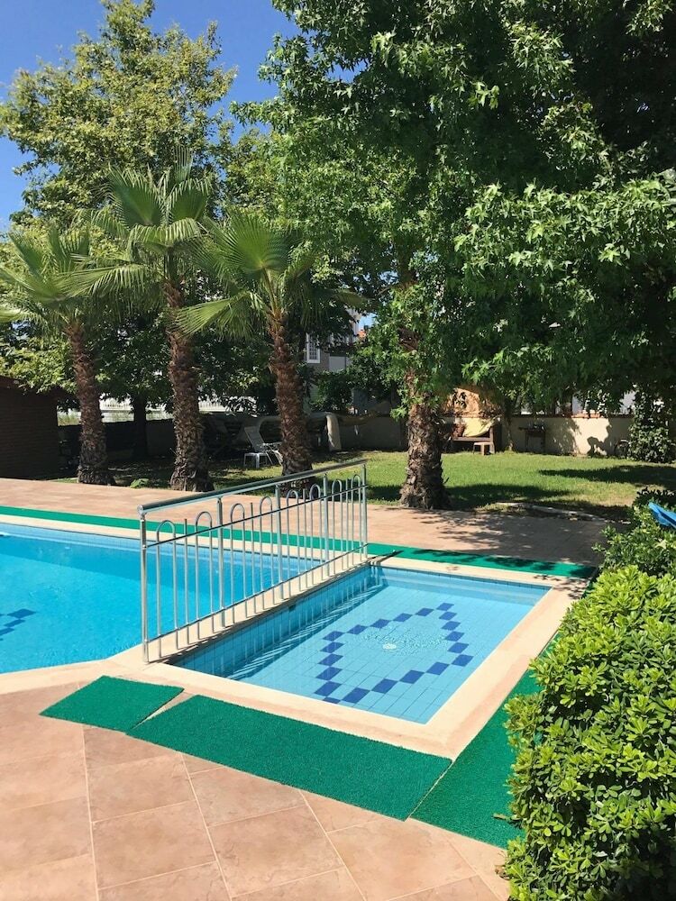 Hotel Meryem Ana Apart