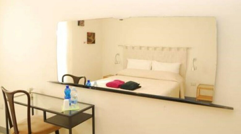 Hotel Muraglia Vecchia Guest House Bike Point