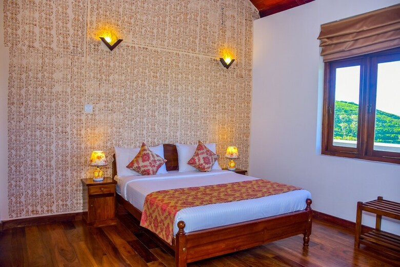 Hotel Tea Queens Bungalow