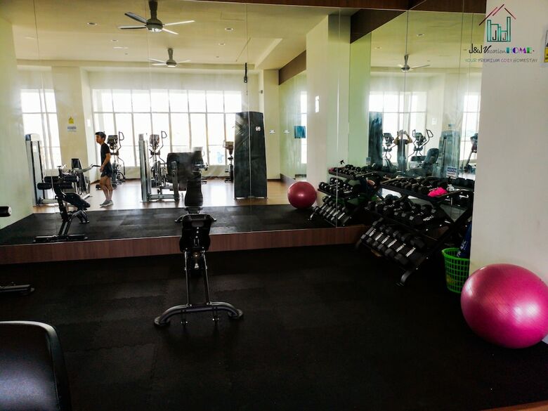 Apartamentos J&j Vacation Home @ Parkland Residences