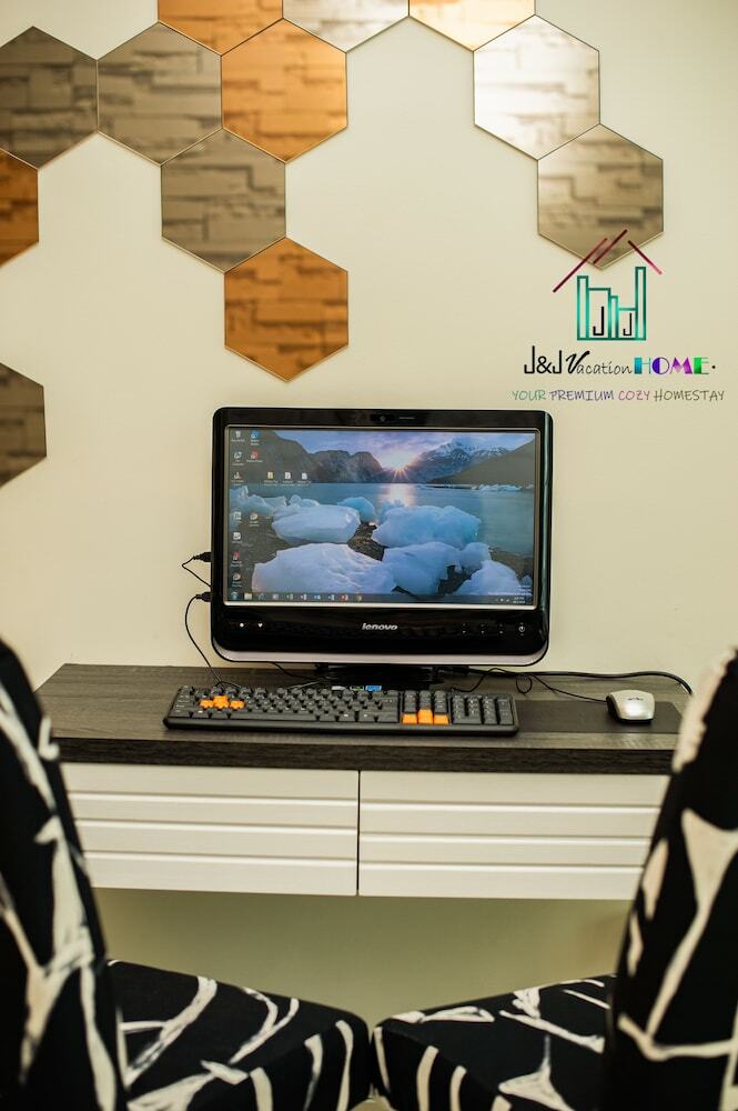 Apartamentos J&j Vacation Home @ Parkland Residences