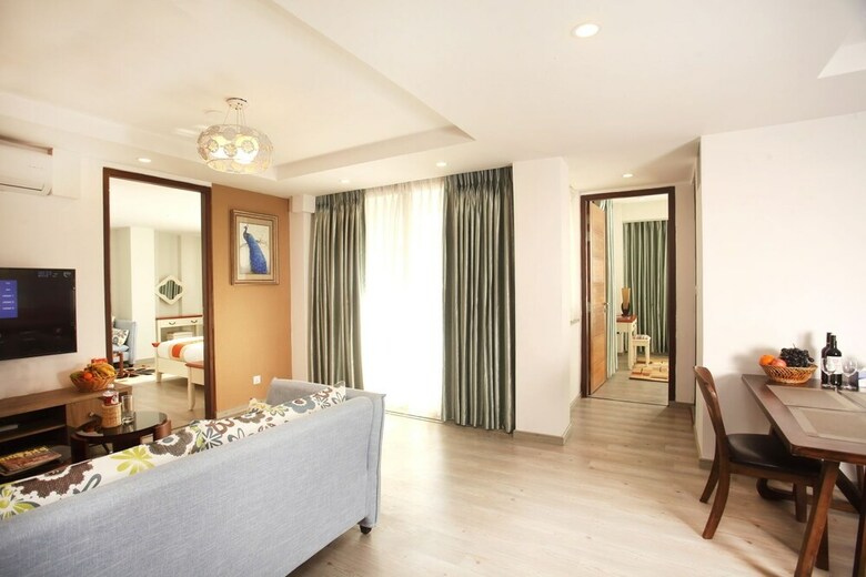 Aparthotel Devi's Suites