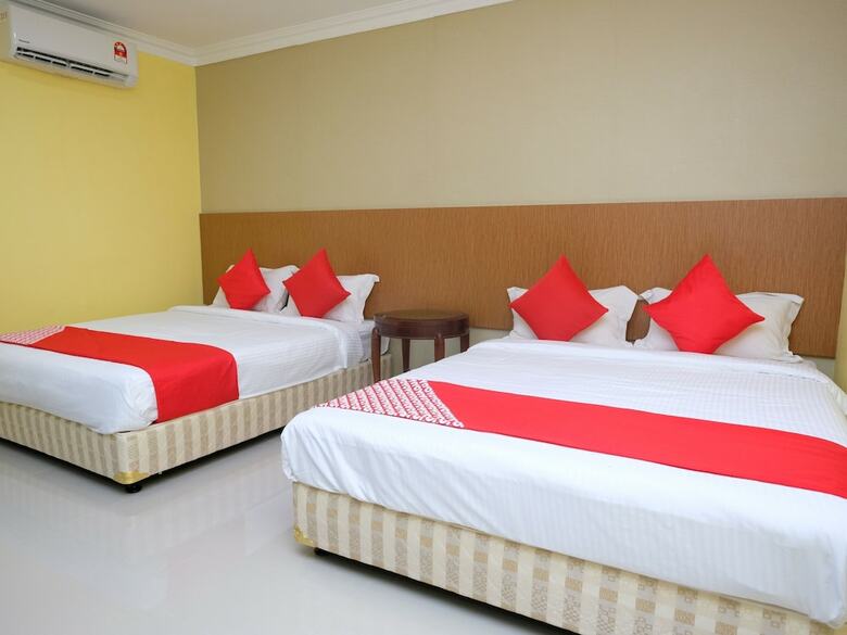 Oyo 653 Green World Hotel