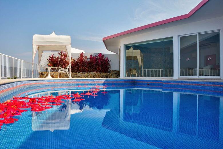 Hotel Las Brisas