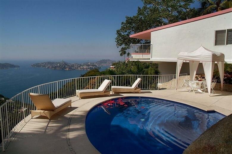 Hotel Las Brisas