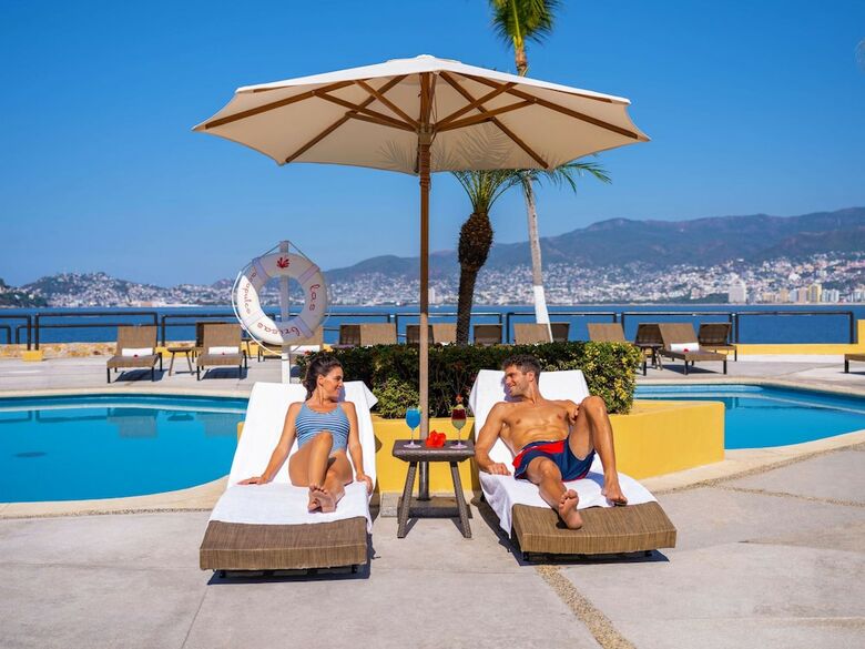 Hotel Las Brisas
