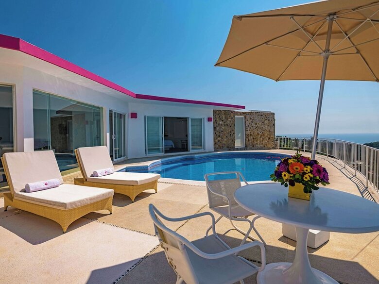 Hotel Las Brisas
