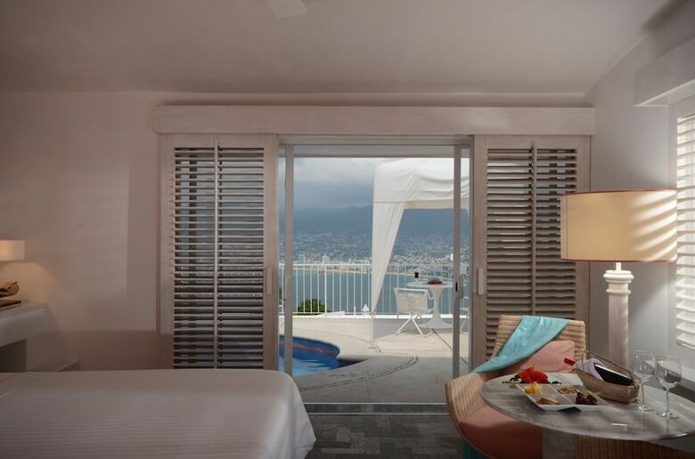 Hotel Las Brisas