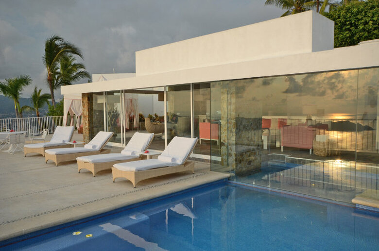 Hotel Las Brisas