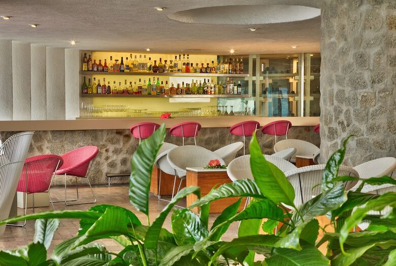 Hotel Las Brisas