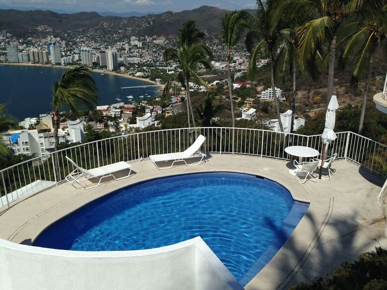 Hotel Las Brisas