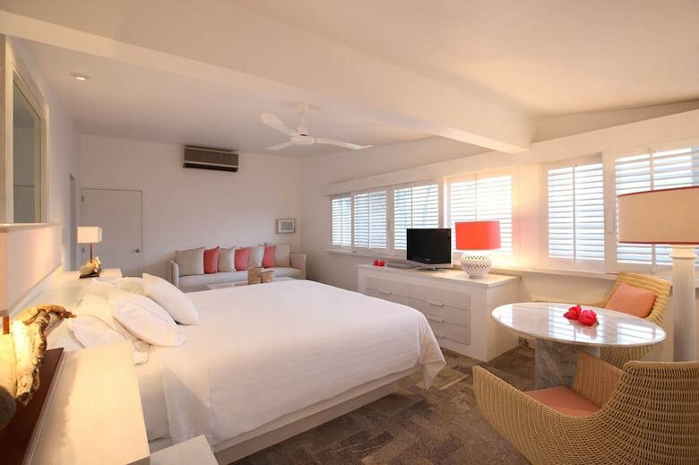 Hotel Las Brisas
