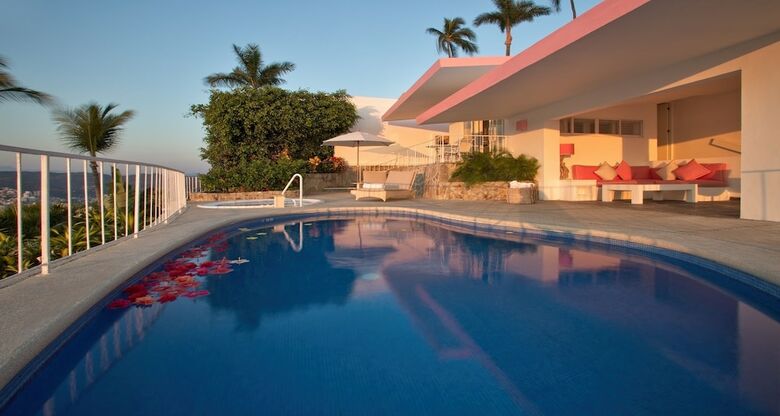 Hotel Las Brisas