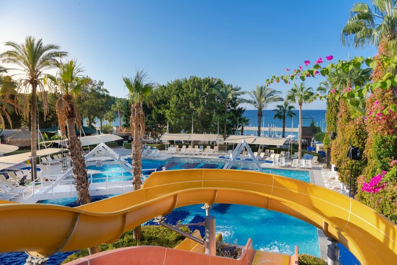 Hotel Aska Buket