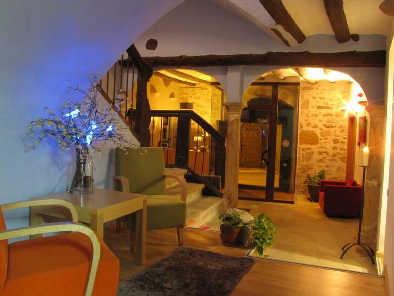 Hotel Portal Del Matarra�a