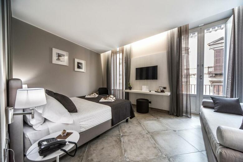 Hotel Etnea 454   Catania Luxury Rooms