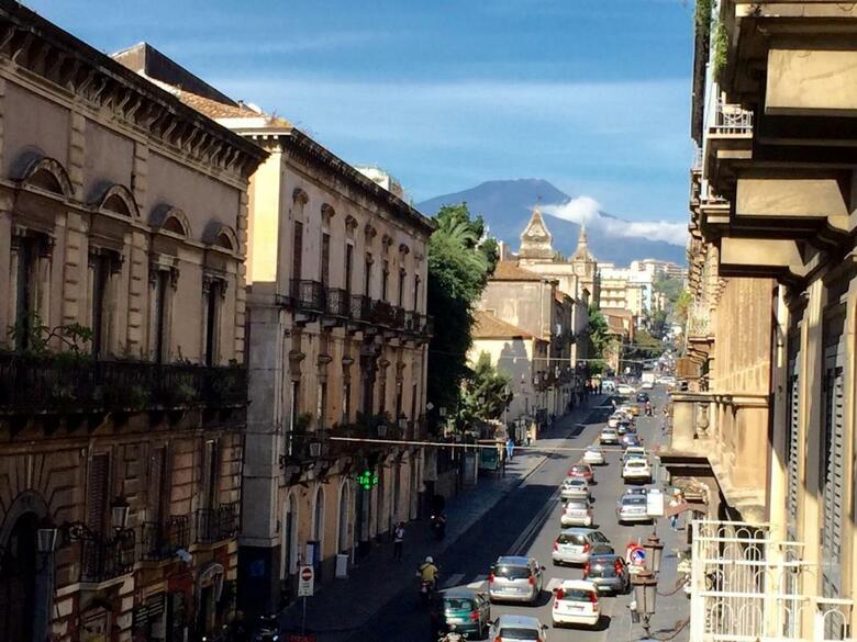 Hotel Etnea 454   Catania Luxury Rooms
