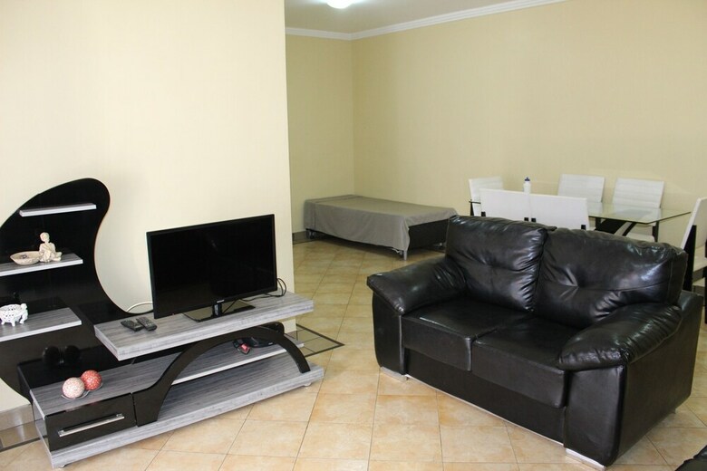 Apartamentos Confort�vel E Bem Localizado 3 Quartos