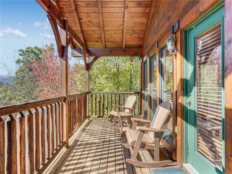 Heavens View - Two Bedroom Cabin