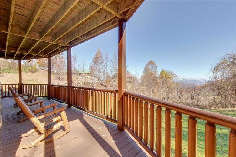 Lookout Lodge - Five Bedroom Cabin